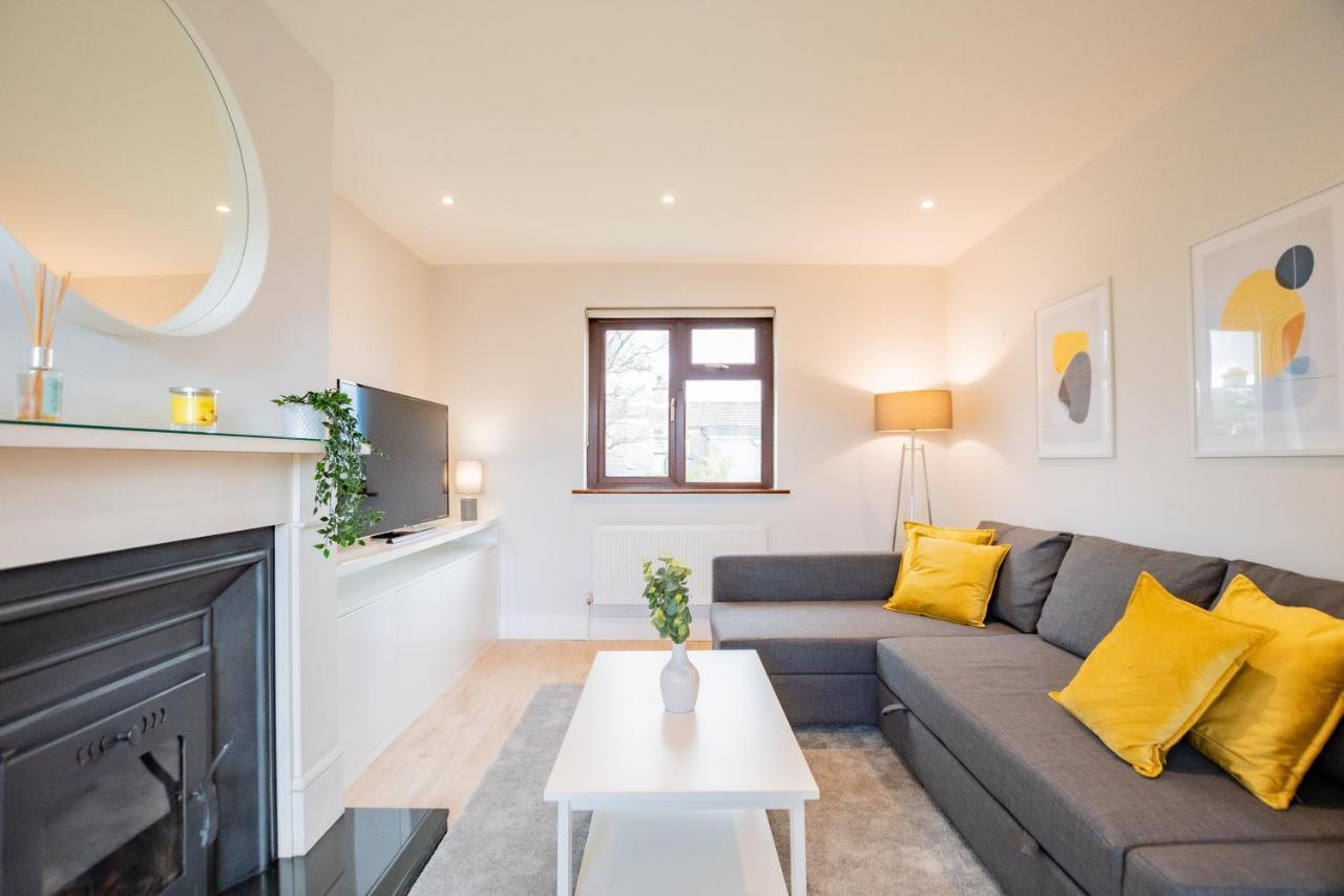Centre House With Parking Hébergement de vacances Galway